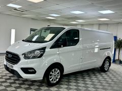 FORD TRANSIT CUSTOM 300 LIMITED P/V ECOBLUE - 2737 - 6