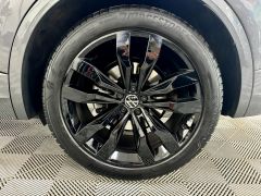 VOLKSWAGEN TOUAREG V6 BLACK EDITION TDI + 1 OWNER + LOW MILES + PCP AVAILABLE +  - 2794 - 18