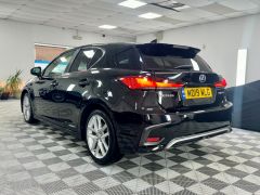 LEXUS CT 200H + 1 OWNER FROM NEW + FINANCE ME +  - 2798 - 8