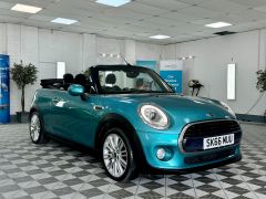 MINI CONVERTIBLE COOPER + CARIBBEAN AQUA METALLIC + BIG SPECIFICATION + CHILLI PACK +  - 2768 - 1