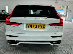 VOLVO V60 B4 R-DESIGN MHEV + 1 OWNER FROM NEW + BIG SPEC +  - 2773 - 9