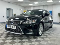 LEXUS CT 200H + 1 OWNER FROM NEW + FINANCE ME +  - 2798 - 6