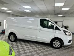 FORD TRANSIT CUSTOM 300 LIMITED P/V ECOBLUE - 2737 - 11