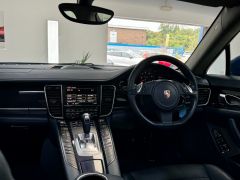 PORSCHE PANAMERA V6 4 PDK + NAVY LEATHER + FINANCE ME + BIG SPEC +  - 2780 - 20