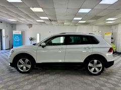 VOLKSWAGEN TIGUAN MATCH TSI EVO + KEYLESS + LOW MILES + FINANCE ME +  - 2772 - 10