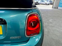 MINI CONVERTIBLE COOPER + CARIBBEAN AQUA METALLIC + BIG SPECIFICATION + CHILLI PACK +  - 2768 - 13