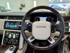 LAND ROVER RANGE ROVER SDV8 AUTOBIOGRAPHY + BIG SPEC + REAR TVS + FINANCE ME +  - 2937 - 37