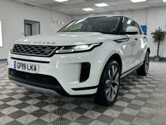 LAND ROVER RANGE ROVER EVOQUE HSE MHEV + 1 OWNER FROM NEW + FULL LAND ROVER SERVICE HISTORY + FINANCE ME +  - 2802 - 6