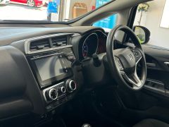 HONDA JAZZ I-VTEC SE NAVI + NEW MOT + FANTASTIC CONDITION + FINANCE ME +  - 2810 - 22