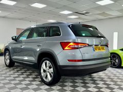 SKODA KODIAQ EDITION TSI DSG + PAN ROOF + FULL BLACK LEATHER + 7 SEATS + FINANCE ME +  - 2833 - 9