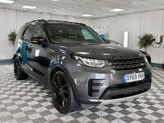 LAND ROVER DISCOVERY SD6 HSE LUXURY + REAR TVS + HEADS UP + FINANCE ME +  - 2940 - 3