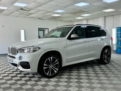 BMW X5 M50D + MASSIVE SPEC + PAN ROOF + HUD + FINANCE ME + 7 SEATS +  - 2815 - 6