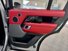 LAND ROVER RANGE ROVER V8 AUTOBIOGRAPHY + REAR TVS + RED LEATHER + MASSIVE SPEC + FINANCE ME +  - 2814 - 24