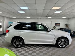 BMW X5 M50D + MASSIVE SPEC + PAN ROOF + HUD + FINANCE ME + 7 SEATS +  - 2815 - 11