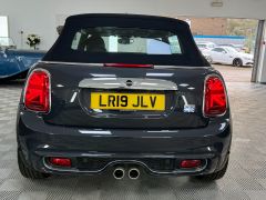 MINI COOPER S  2.0 Cooper S Exclusive Steptronic Euro 6 + AUTOMATIC + FINANCE ME +  - 2860 - 46