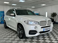 BMW X5 M50D + MASSIVE SPEC + PAN ROOF + HUD + FINANCE ME + 7 SEATS +  - 2815 - 4