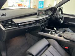 BMW X5 M50D + MASSIVE SPEC + PAN ROOF + HUD + FINANCE ME + 7 SEATS +  - 2815 - 35