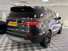 LAND ROVER DISCOVERY SD6 HSE LUXURY + REAR TVS + HEADS UP + FINANCE ME +  - 2940 - 9