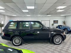 LAND ROVER RANGE ROVER TDV8 WESTMINSTER + 1 OWNER + NEW SERVICE & MOT + FINANCE ME +  - 2817 - 11