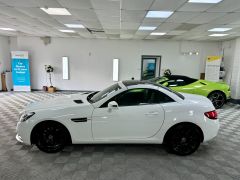 MERCEDES SLC SLC 250 D AMG LINE + RED BELTS + BLACK LEATHER + IMMACULATE + FINANCE ME +  - 2829 - 38