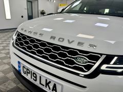 LAND ROVER RANGE ROVER EVOQUE HSE MHEV + 1 OWNER FROM NEW + FULL LAND ROVER SERVICE HISTORY + FINANCE ME +  - 2802 - 22