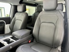 LAND ROVER DEFENDER X-DYNAMIC HSE + FINANCE ME + PAN ROOF + HEATED/COOLED SEATS - 2992 - 11