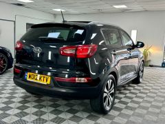 KIA SPORTAGE CRDI KX-3 SAT NAV + AUTOMATIC + BLACK LEATHER + PAN ROOF +  - 2840 - 10