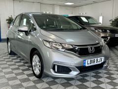 HONDA JAZZ I-VTEC SE NAVI + NEW MOT + FANTASTIC CONDITION + FINANCE ME +  - 2810 - 4