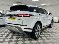 LAND ROVER RANGE ROVER EVOQUE HSE MHEV + 1 OWNER FROM NEW + FULL LAND ROVER SERVICE HISTORY + FINANCE ME +  - 2802 - 13