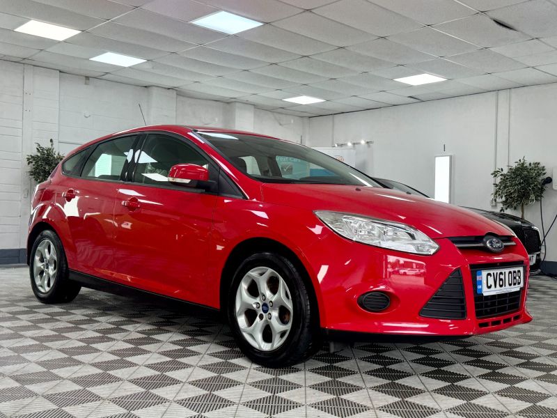 Used FORD FOCUS in Cardiff for sale