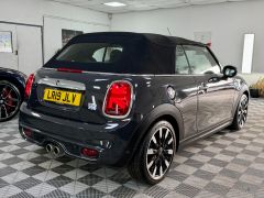 MINI COOPER S  2.0 Cooper S Exclusive Steptronic Euro 6 + AUTOMATIC + FINANCE ME +  - 2860 - 47