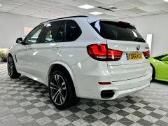 BMW X5 M50D + MASSIVE SPEC + PAN ROOF + HUD + FINANCE ME + 7 SEATS +  - 2815 - 8