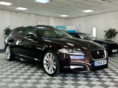 JAGUAR XF D V6 S PORTFOLIO SPORTBRAKE + CAVIAR RED + CREAM LEATHER + FINANCE ME +  - 2836 - 1