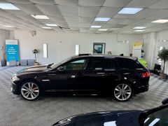 JAGUAR XF D V6 S PORTFOLIO SPORTBRAKE + CAVIAR RED + CREAM LEATHER + FINANCE ME +  - 2836 - 7