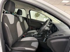 FORD FOCUS ZETEC TDCI + NEW SERVICE & MOT + FINANCE ME +  - 2983 - 21
