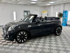 MINI COOPER S  2.0 Cooper S Exclusive Steptronic Euro 6 + AUTOMATIC + FINANCE ME +  - 2860 - 7