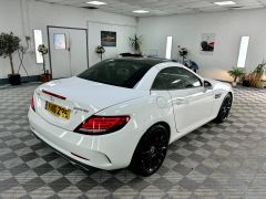 MERCEDES SLC SLC 250 D AMG LINE + RED BELTS + BLACK LEATHER + IMMACULATE + FINANCE ME +  - 2829 - 41