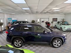TOYOTA RAV-4 VVT-I DESIGN + 1 OWNER + NEW SERVICE & MOT + FINANCE ME +  - 2975 - 11